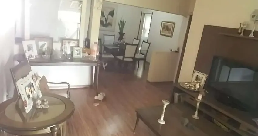 Casa com 3 quartos à venda na Rua Osvaldo Martins, Jardim Bela Vista, Itapevi