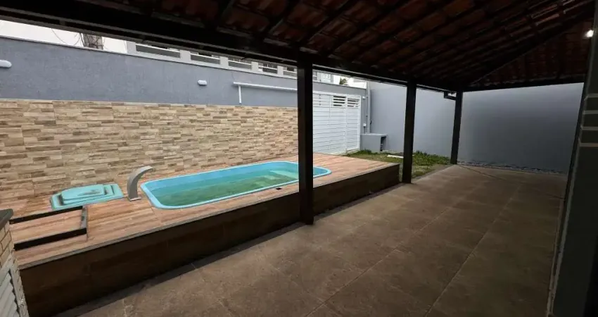 Belíssimo imóvel a 2 metros da rodovia, próximo de todos os comércios, bob’s, pacheco, atacadão e muito mais!!!