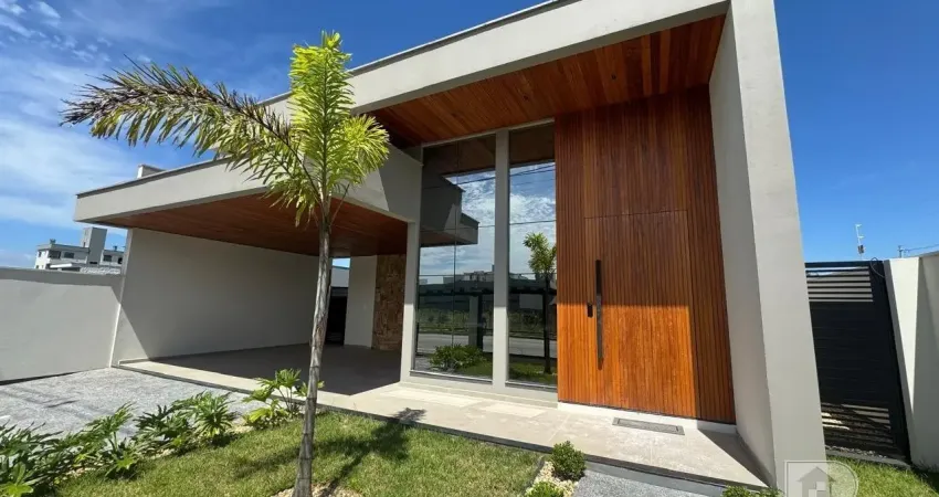 Casa com amplo terreno e área de lazer em Sertão do Maruim – São José