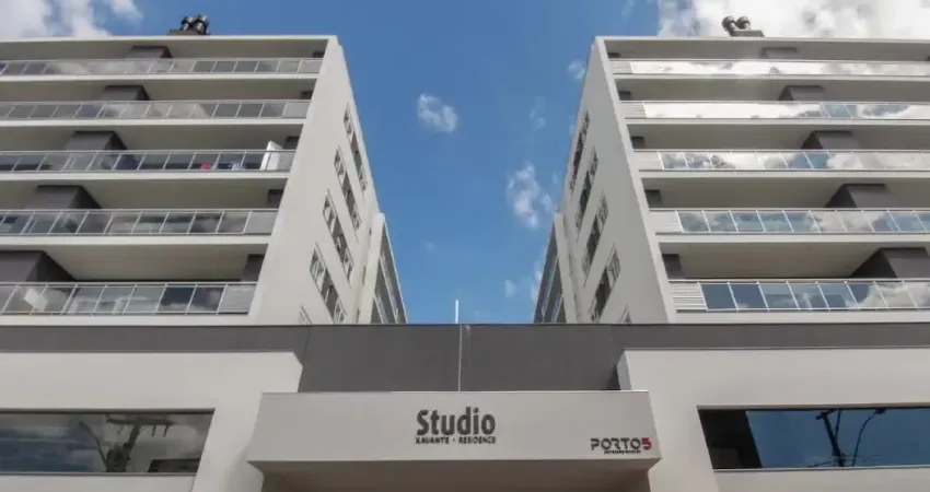 Lindo studio no centro de pelotas! finamente mobiliado, decorado e equipado e com excelente rendimento mensal