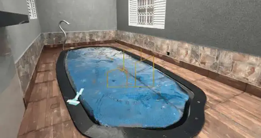 Casa à venda com 3 dormitórios (1 suíte), espaço p/ home-office, piscina, armários planejados e áre