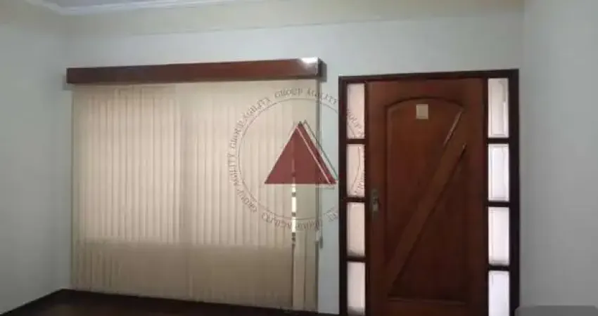 Casa à venda com, 3 dormitórios, 1 suite, 3 vagas garagem coberta, sala de tv e jantar, área gourme