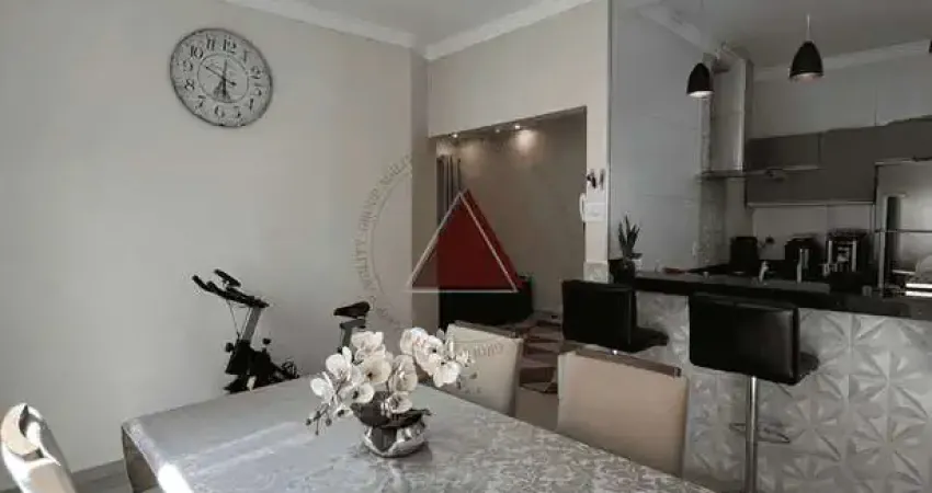 Casa à venda com, 3 dormitórios, 1 suíte, ambientes integrados, banheiro, 3 vagas, corredores de ve