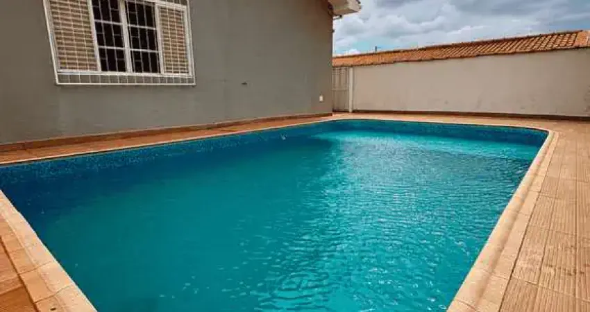 Sobrado à venda com, 3 dormitórios, 3 banheiros, área de lazer, piscina, 4 vagas garagem coberta, n