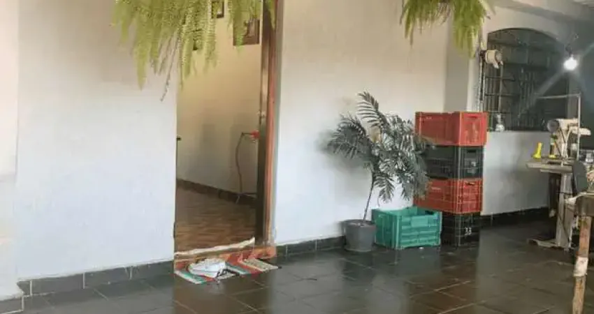 Casa à venda com, 3 dormitórios, 2 banheiros, 2 salas, varanda, no bairro jardim são luiz, franca -