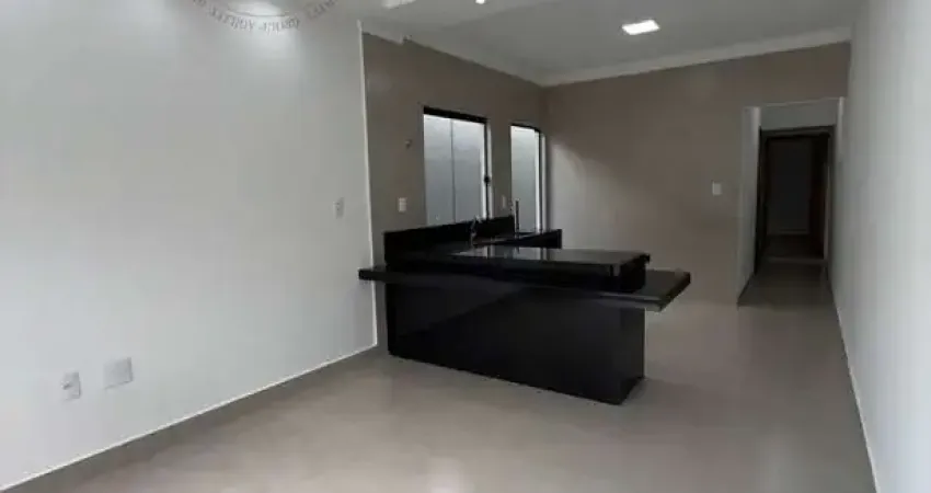 Casa à venda com, 2 Dormitórios, 2 Banheiros, Lavanderia, Garagem Coberta, Churrasqueira, No bairro