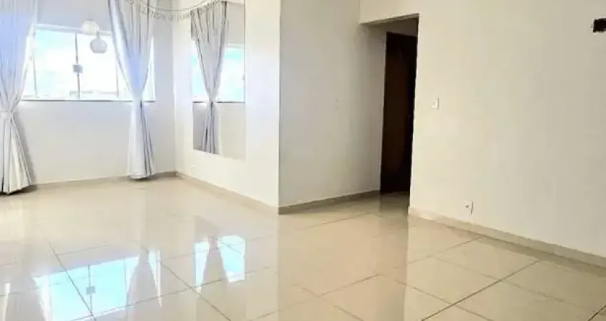 Apartamento à venda com, 2 Dormitórios, 2 Banheiros, Área de Serviço, 1 Vaga de Garagem, Prédio com