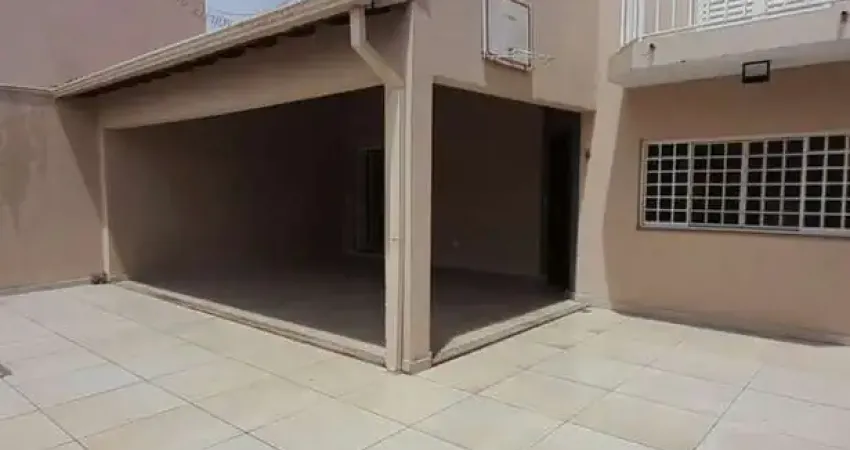 Casa para locação com, 3 Dormitórios, 1 Suíte, 3 banheiros, 3 Vagas de Garagem, Churrasqueira, No B