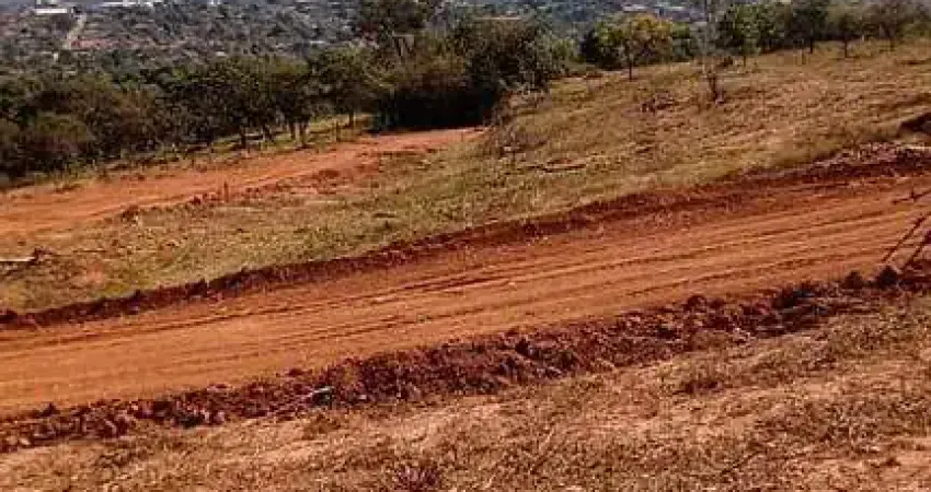 Terreno à venda na Zona Rural, Mateus Leme 