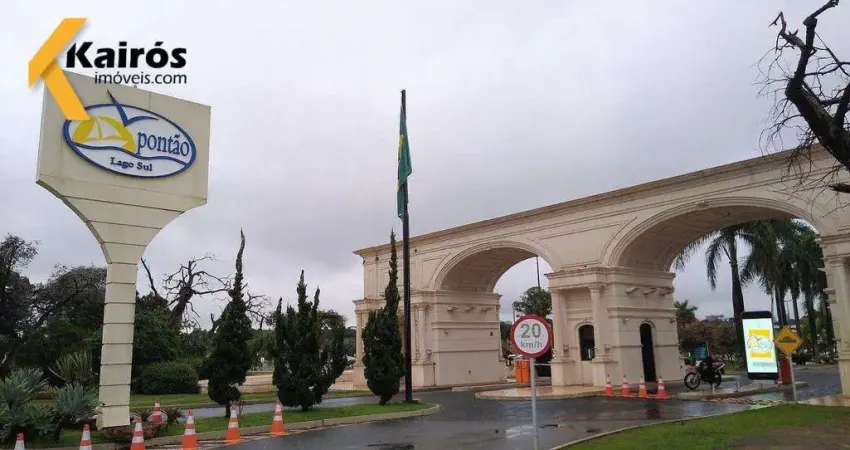 Terreno com casa para reforma ou demolição na qi 15 do lago sul. inf.: (61) 9.8300-2010