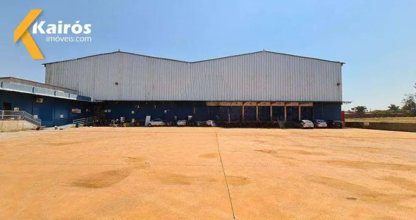 Galpão classe a com 3.630m² e pé-direito de 12m. inf.: (61) 9.8300-2010