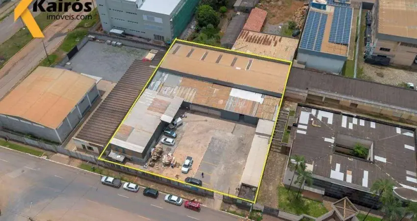 Terreno com galpão para venda no scia. inf.: (61) 9.9871-2010