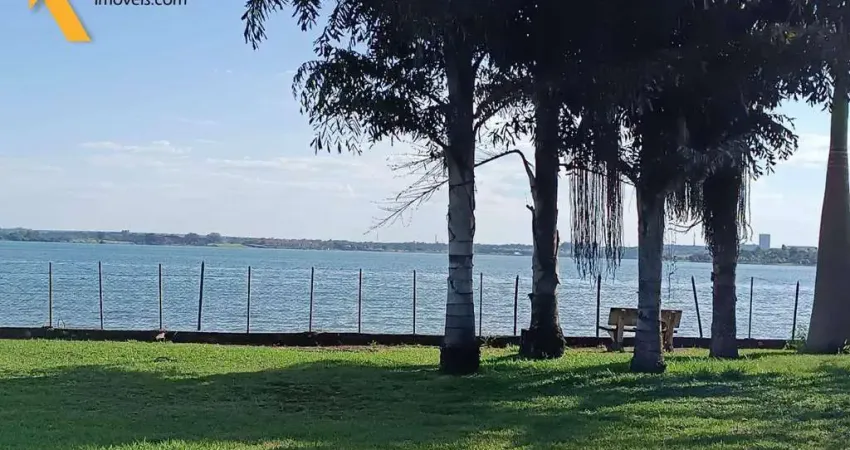 Terreno beira lago (ponta de picolé) com habite-se. inf.: (61) 9.8300-2010. .