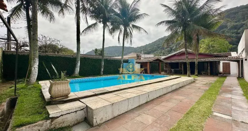 Casa à Venda no Guaiuba em Guarujá | Alfa Imóveis Guarujá