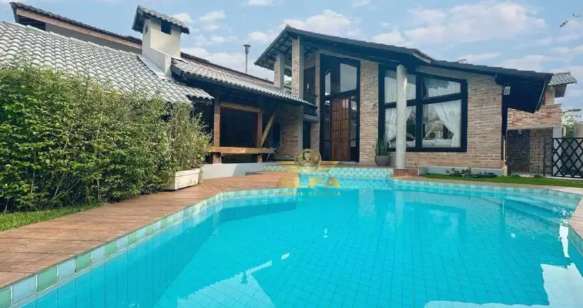 Casa à Venda no Acapulco em Guarujá | Alfa Imóveis Guarujá