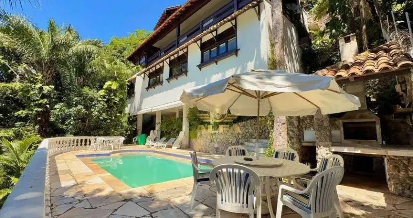 Casa à venda na praia do Éden | Alfa imóveis Guarujá.