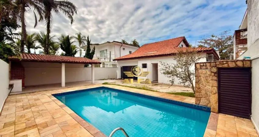Casa à Venda no Acapulco em Guarujá | Alfa Imóveis Guarujá