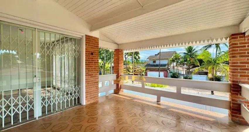 Casa à venda na praia do pernambuco em guarujá | alfa imóveis guarujá