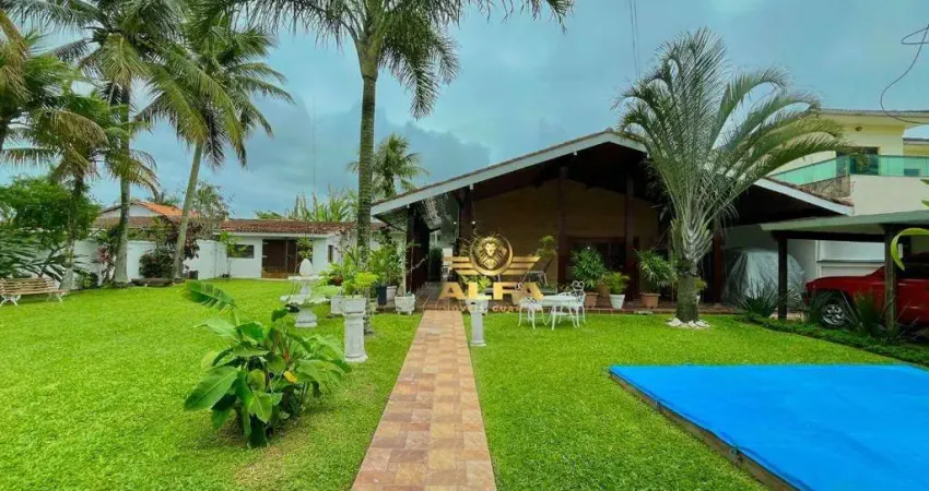 Casa com 4 quartos à venda na Avenida das Marimbas, Balneário Praia do Pernambuco, Guarujá