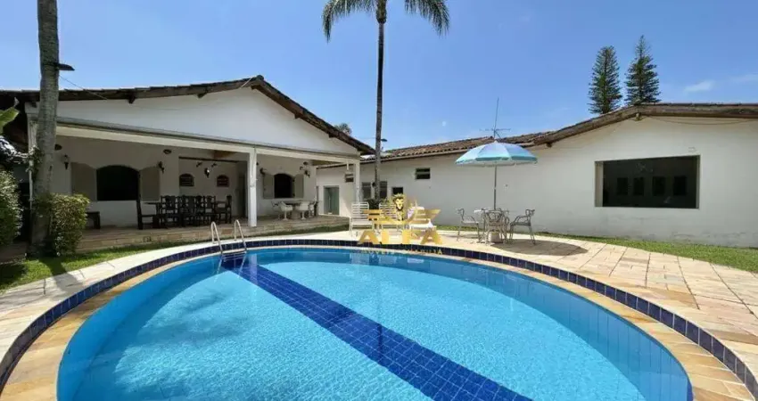 Casa com 5 dormitórios à venda, 375 m² por R$ 1.600.000 - Balneário Praia do Pernambuco - Guarujá/SP- Alfa Imóveis Guarujá