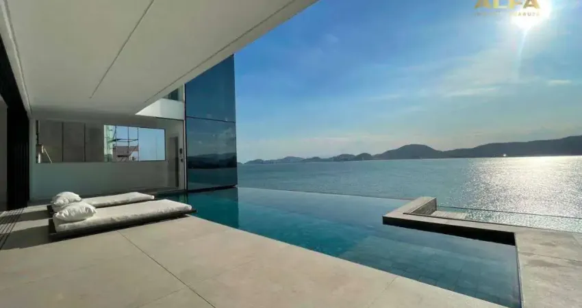 Casa à Venda na Península em Guarujá | Alfa Imóveis Guarujá