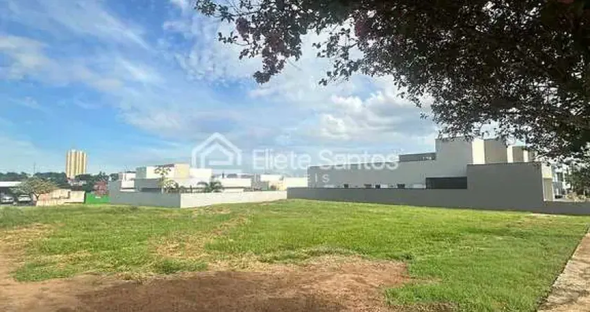 Terreno em condomínio fechado à venda em Chácara Letônia, Americana