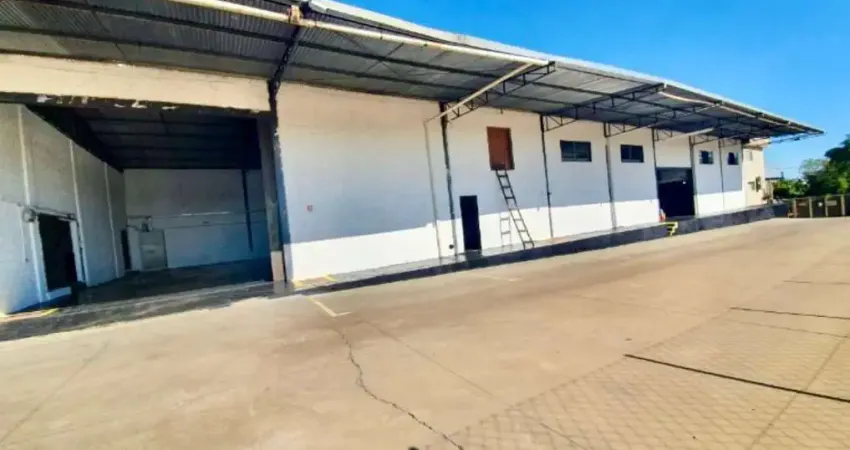 Barracão c 1100m² – estrutura completa para empresas exigentes
