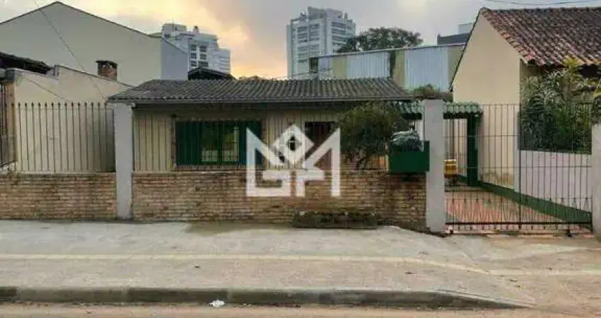 Duas Casas no Mesmo Terreno com Excelente Localização no Bairro Oriçó