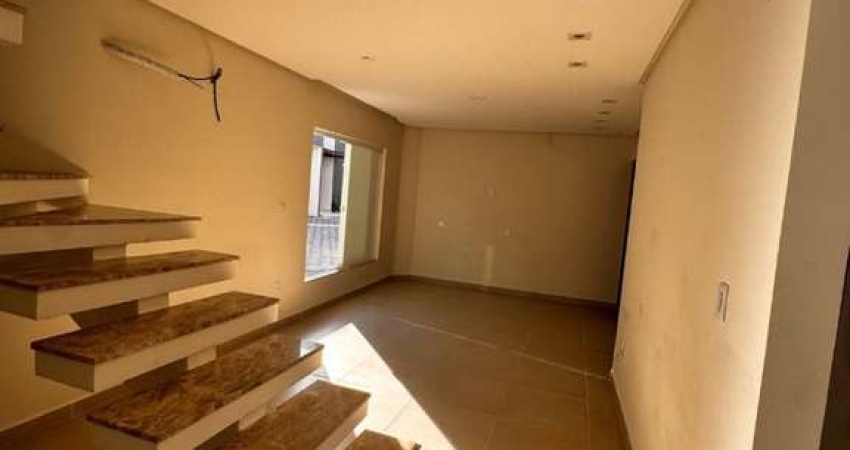 Casa Alto Padrão em Condomínio – Buraquinho