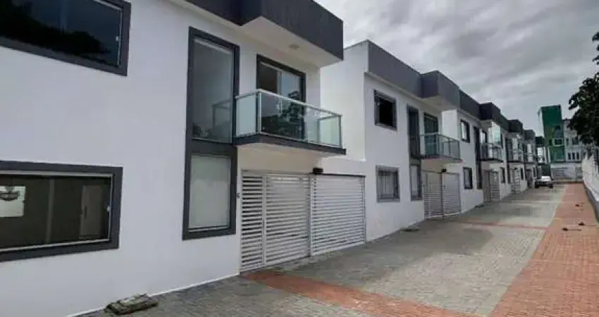 Casa à venda com 3 suítes no Miragem – Lauro de Freitas.