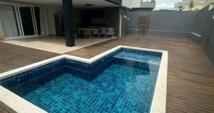 Alphaville Litoral Norte 2| 4 suítes| Fino acabamento| PORTEIRA FECHADA R$2.700.000,00