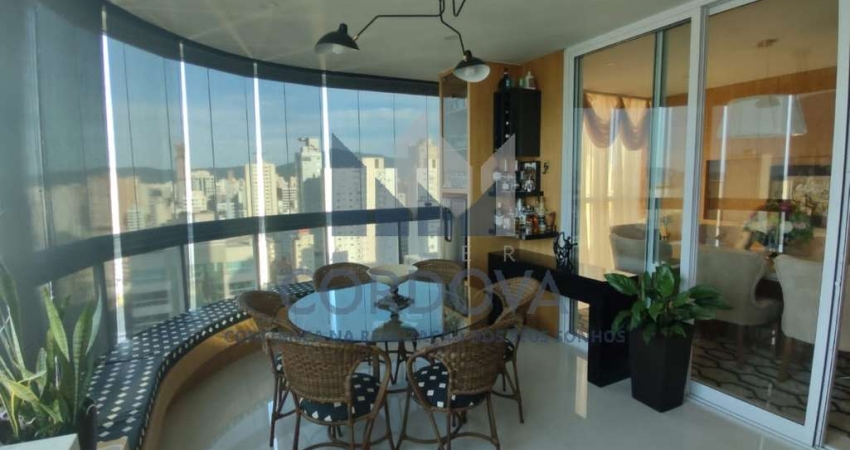 Apartamento de luxo na Meia Praia: 4 quartos, 4 suítes, 3 salas, 3 vagas de garagem - 253m² - Itapema-SC