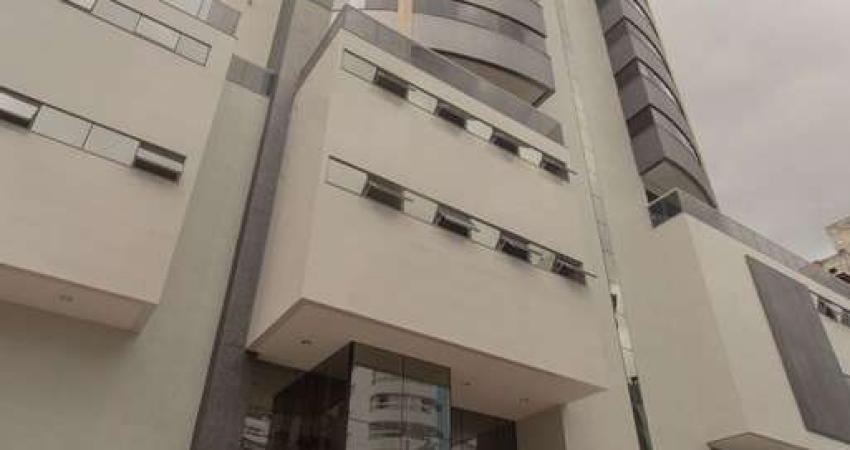Apartamento de luxo à venda no Centro de Balneário Camboriú-SC, com 4 quartos, 4 suítes e 150,48m² de área.