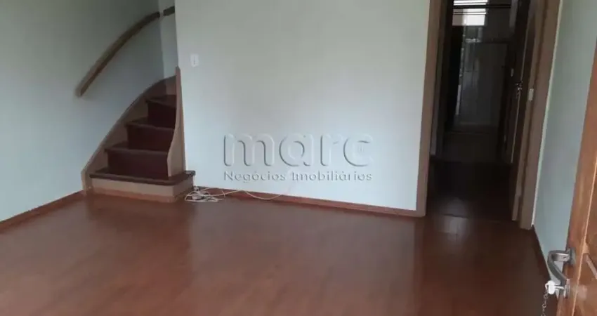 Casa com 2 quartos à venda na Rua Paulo Orozimbo, 45, Cambuci, São Paulo