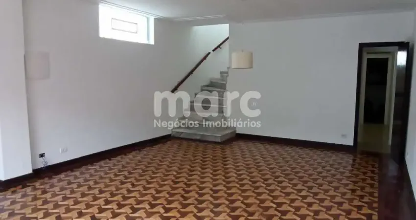 Casa com 3 quartos para alugar na Rua Crisoberilo, 149, Jardim da Glória, São Paulo