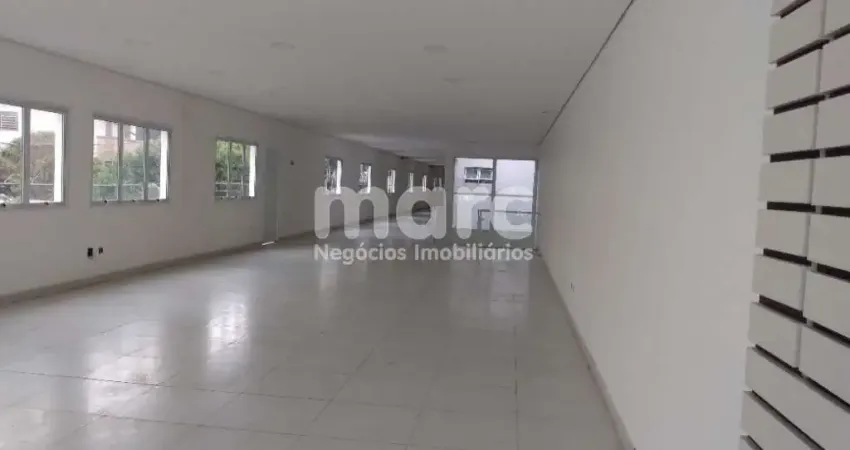 Barracão / Galpão / Depósito à venda na Rua Almeida Torres, 124, Aclimação, São Paulo