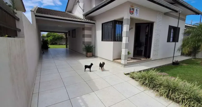 Casa com 2 quartos à venda na Avenida Getúlio Vargas, Caverazinho, Araranguá