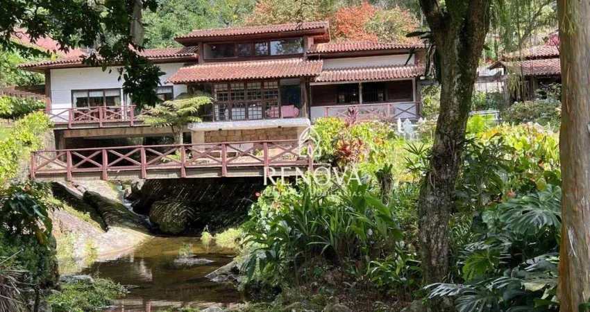 Casa com 3 dormitórios à venda, 300 m² por r$ 1.350.000,00 - parque do ingá - teresópolis/rj