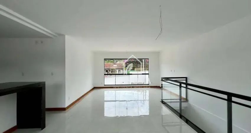 Casa com 3 quartos à venda, 142 m² por r$ 850.000 - alto - teresópolis/rj
