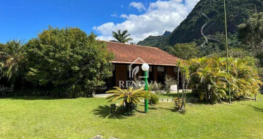 Casa com cinco quartos à venda, 504 m² por r$ 2.550.000 - comary - teresópolis/rj