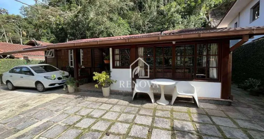 Casa com 3 dormitórios à venda, 153 m² por r$ 738.000,00 - carlos guinle - teresópolis/rj