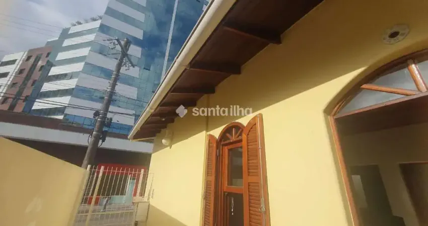 Casa com 3 quartos à venda na Rua Cruz e Souza, 50, Centro, Florianópolis