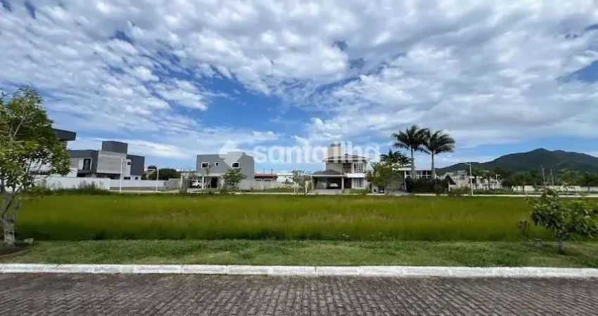 Terreno em condomínio fechado à venda na Rua Camarinhas, 111, Campeche, Florianópolis