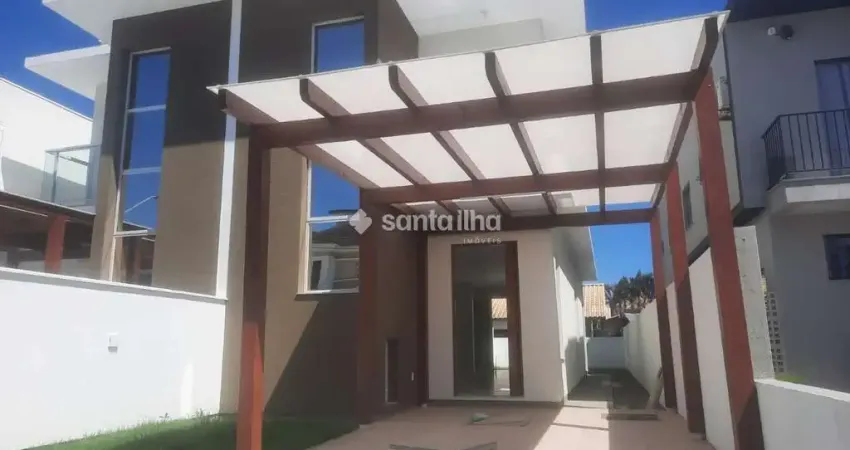 Casa com 3 quartos à venda na Rua Maria Geraldina Ramos, 1, Carianos, Florianópolis