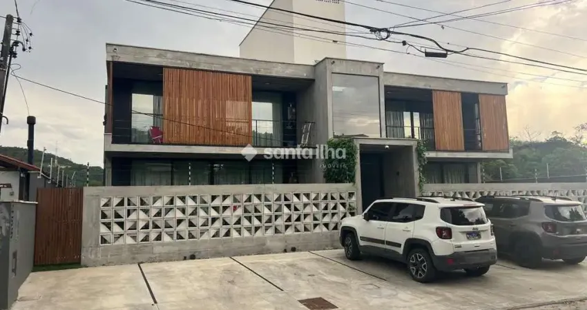 Prédio com 8 salas à venda na Rua dos Laranjais, 111, Morro das Pedras, Florianópolis