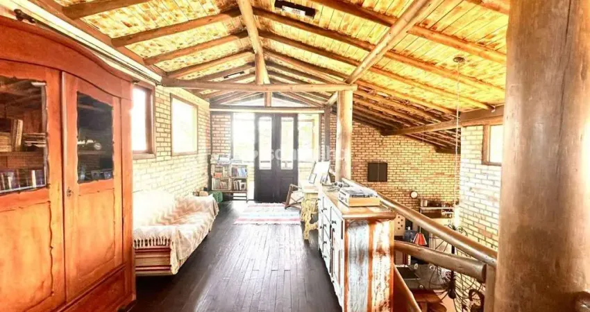 Casa com 3 quartos à venda na Servidão Revoar das Perdizes, 513, Campeche, Florianópolis