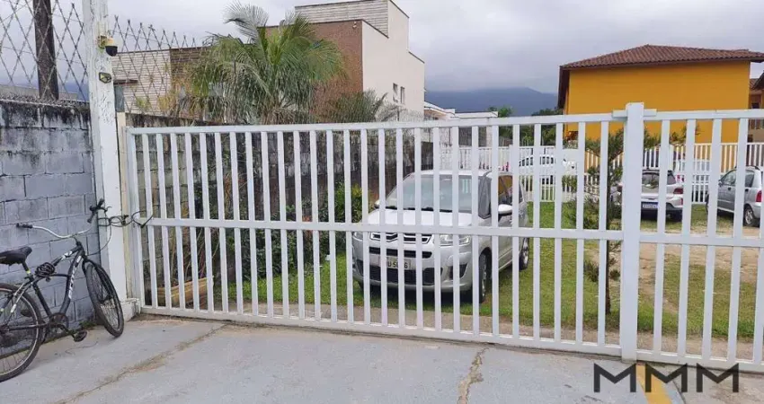 Village com 2 dormitórios à venda, 47 m² por r$ 550.000,00 - maitinga - bertioga/sp