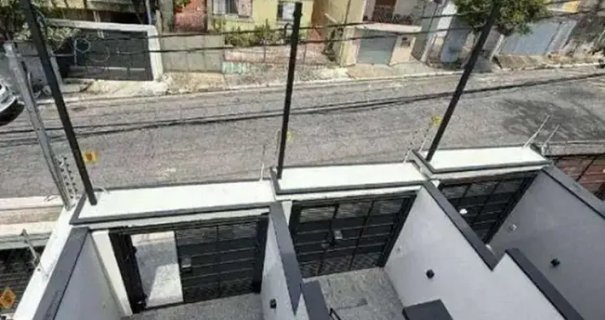 Casa com 2 quartos à venda na Rua Raimundo Mattiuzzo, Vila Araguaia, São Paulo