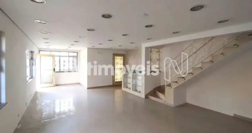 Casa com 3 quartos para alugar na Rua José Antônio Coelho, 518, Vila Mariana, São Paulo