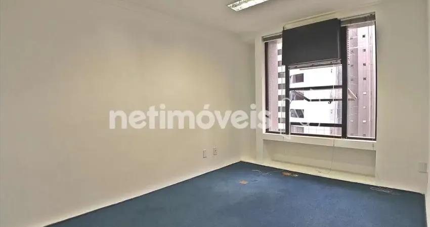 Sala comercial com 3 salas para alugar na Rua André Ampére, Brooklin Paulista, São Paulo